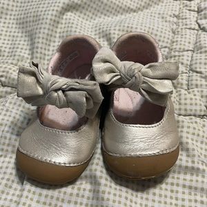 Stride rite girl shoes